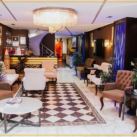 Hotel Taksim Home Istanboel Buitenkant foto