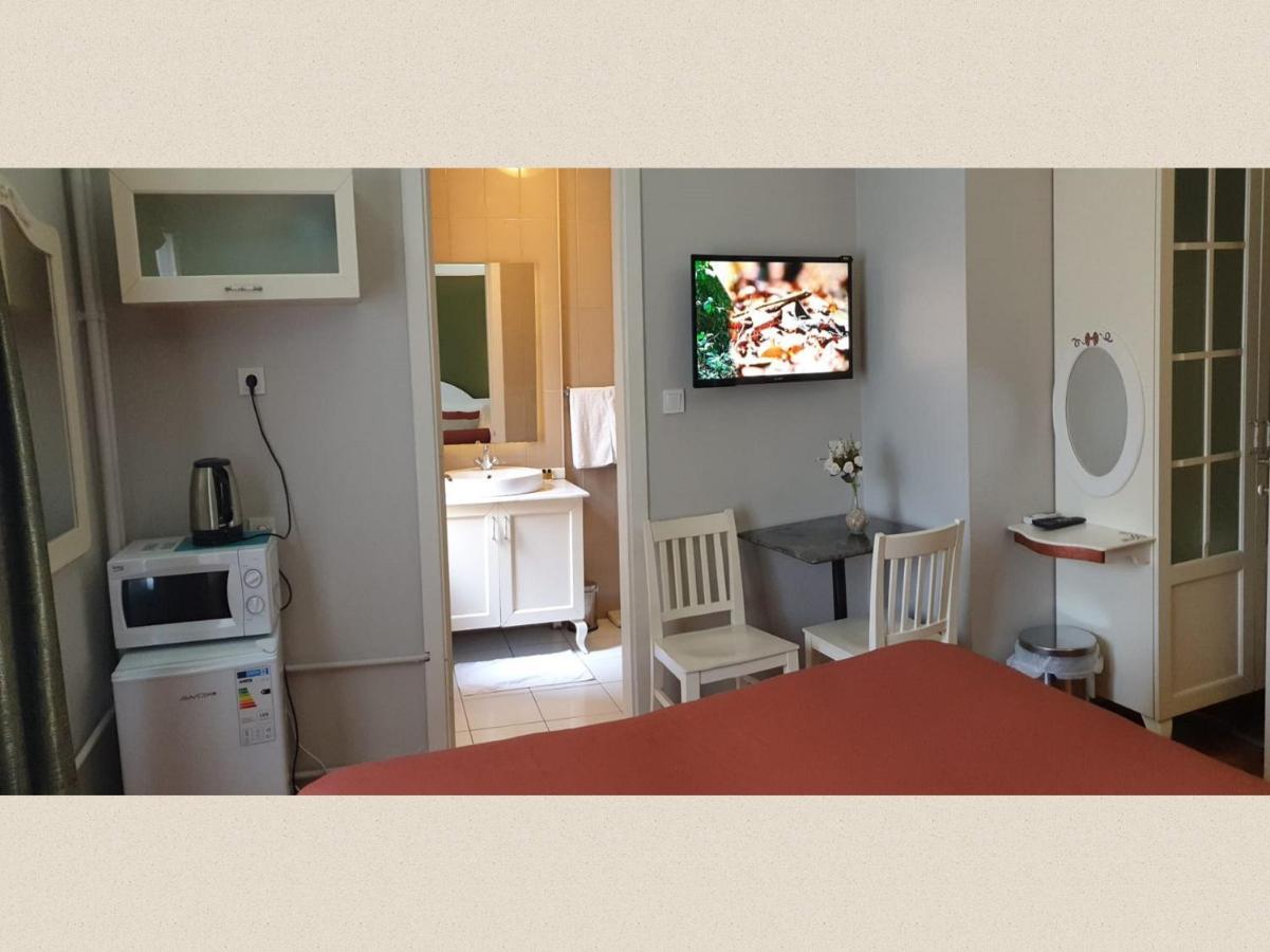 Hotel Taksim Home Istanboel Buitenkant foto