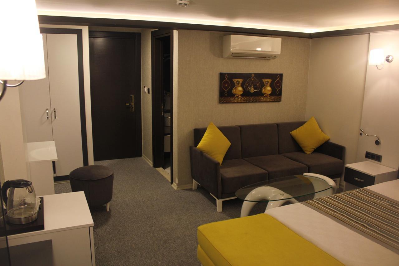 Hotel Taksim Home Istanboel Buitenkant foto